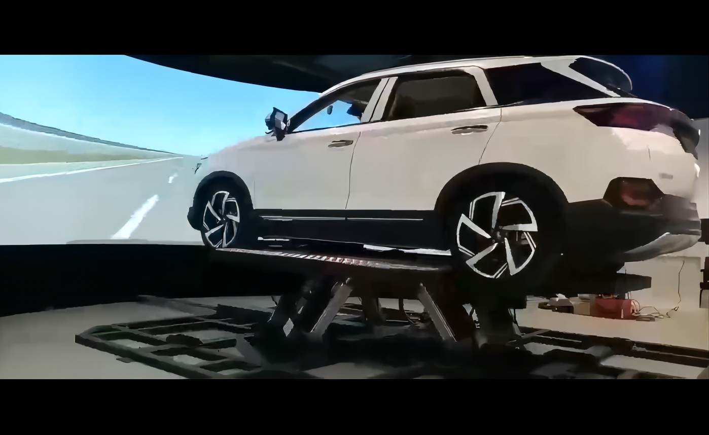 Simulation Platforms for Train and Car Racing Simulators: Why 6DOF Matters